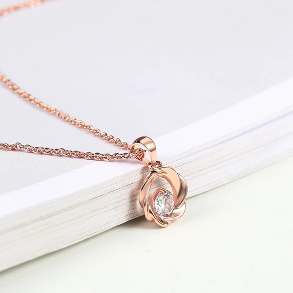 Double Fair Round Flower Necklace For Women Girls - Picture 2 of 4